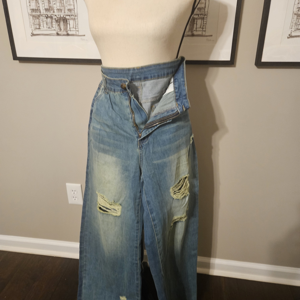Vintage-Inspired Distressed Wide Leg Jeans